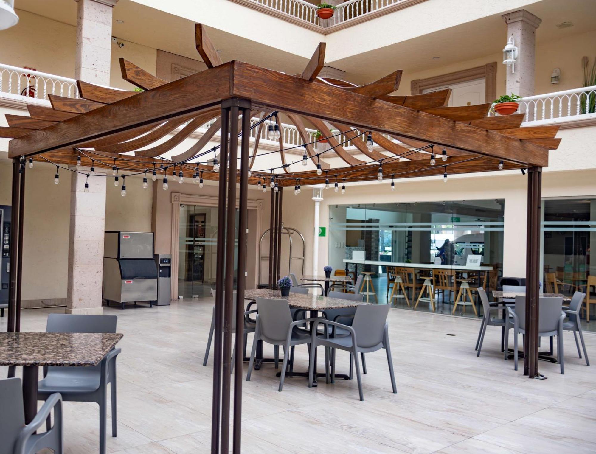 Best Western Plus Monterrey Colon 외부 사진